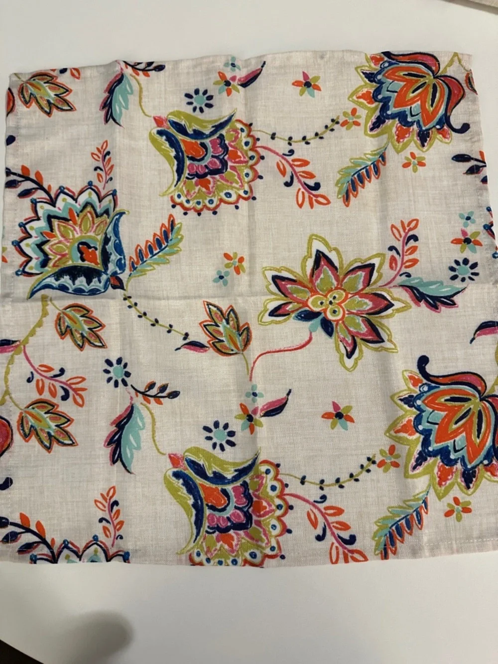 Floral Multicolor Cotton Tablecloth with 6 matching napkins